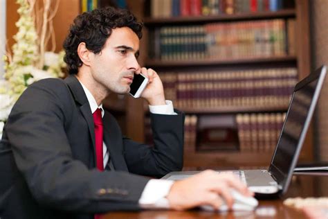 What Are The Benefits Of Hiring Small Business Attorneys