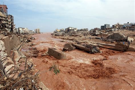Catástrofe épica Pela Chuva Na Líbia Pode Ter Mais De 10 Mil Mortos