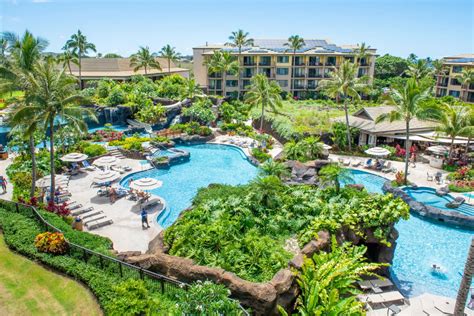 Take A Look At The 7 Biggest Hotel Pools In America Hawaii Resorts