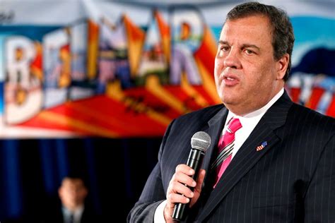 This Has Not Gone Perfectly Christie Under The Gun In Latest Town