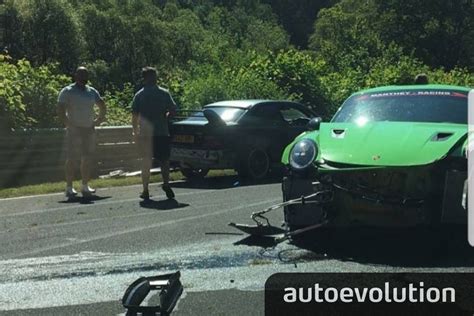 New Porsche 911 Gt3 Rs Destroyed In Nurburgring Crash Damaged At Both