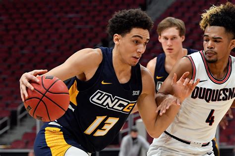 Average number of searches per month in google : UNCG Meets Undefeated Louisville For First Time - UNC ...