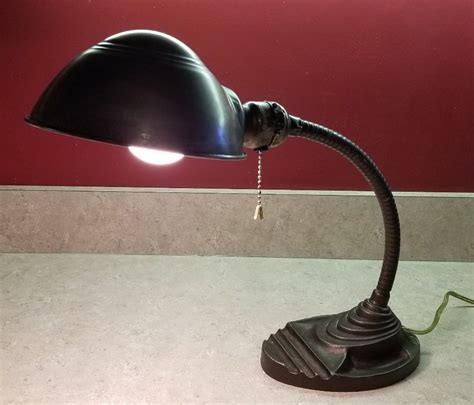 Vintage EAGLE Cast Iron Metal DECO Industrial Gooseneck Desk Lamp