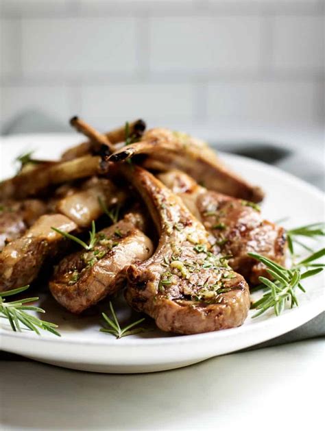 Easy Grilled Lamb Chops Recipe Pinch And Swirl MYTAEMIN