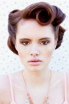 This very simple hair up brush style requires the hair in the back and on the sides to be trimmed for having a tapered haircut. Vintage Pin Up Hairstyles for Women - Pretty Designs