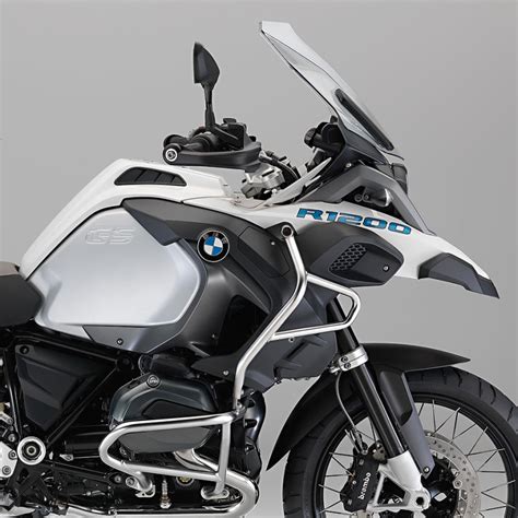 I like the engage bags with the locking mechanism because it seems to place the bag away from the paint. Tank protector Bagster BMW R 1200 GS Adventure 14-15 white ...