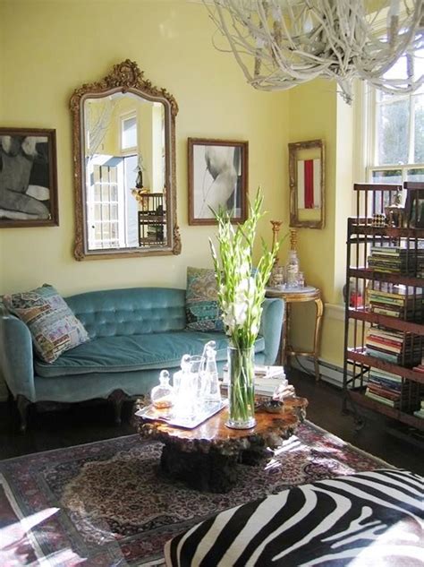 Anyone that is planning a room in their home will be smart to incorporate hang up artwork on the surfaces. 8 Perfect Pale Buttercream Paint Colors | Yellow walls ...