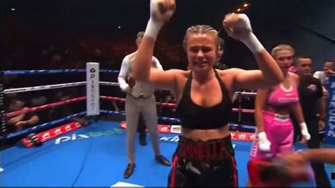 daniella hemsley flashes breasts kingpyn boxing win dublin youtube