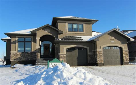 As hard as you might try picturing your home in different colors, you fear you'll choose wrong, but are stuck with it. Modified Bi-level - Exterior colours Brown, Beige, and ...