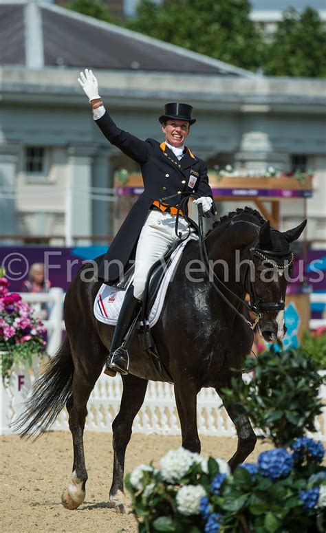 La néerlandaise anky van grunsven et son fidèle salinero. Anky van Grunsven (NED) and Salinero-1347.jpg | Franz ...