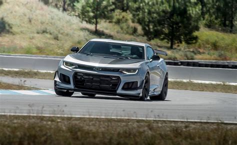 2018 Chevrolet Camaro Zl1 1le Unveiled The Most Track Capable Camaro