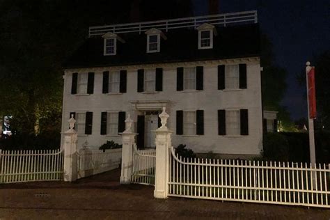 Haunted History Of Salem Guided Walking Tour From 20 Cool