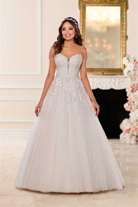 6692 Wedding Dress From Stella York Uk