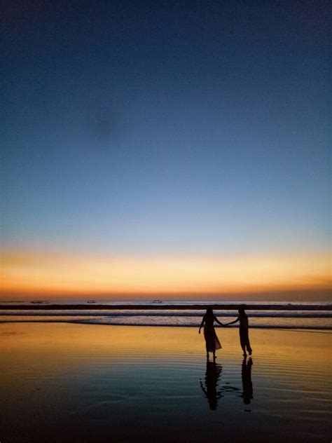 Beautiful Sunset At Kuta Beach Bali Sunset Beautiful Beach