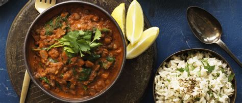 Written by vahista ussery, ms, mba, rdn. Creamy Coconut Lentil Curry | Food in a Minute