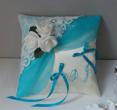 Coussin mariage turquoise ivoire | Coussin mariage, Coussin alliance, Coussin alliance mariage