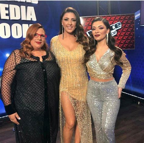 Χόρευε νυν και αγάλλου σιών. Έλενα Παπαρίζου: Η νέα εμφάνιση με couture φόρεμα της Έφης ...