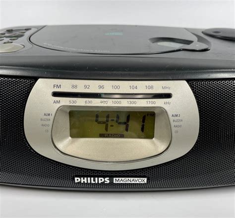 Philips Magnavox AJ 3925 Compact Disc Clock Radio EstateSales Org