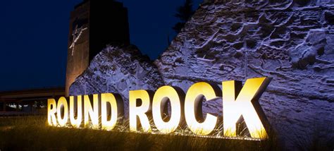 It's a small place, but there is lots of seating. Round Rock Texas - Texas Hill Country