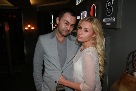 Son dakika serdar ortaç haberlerini buradan takip edebilirsiniz. Serdar Ortaç eşi Chloe Loughnan'ı kaybetti - Sayfa 1 ...