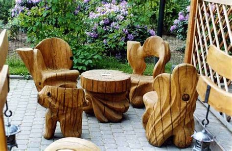 Unique Curved Outdoor Wood Furniture Ideas