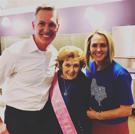 Sekiranya lesen anda bukan dalam bahasa inggeris anda harus mempunyai suatu perterjemahan yang tepat dalam bahasa inggeris. Meredith Land on Twitter: "NBC-5 celebrates 70 years! Our ...