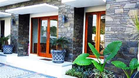 Untuk mengaplikasikan batu alam kedalam desain rumah tentunya banyak seklai macam dan jenisnya. 3 Tips Memilih Keramik Terbaik untuk Dinding Teras Rumah ...