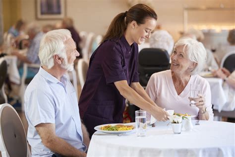 Supportive Dining In Memory Care Taking A Fresh Approach Lakewest