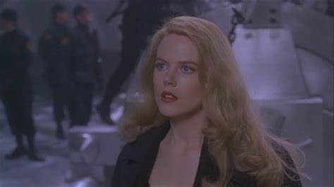 Basada en el personaje de dc comics batman , la película es la tercera entrega de la franquicia de batman, con val kilmer sustituyendo a michael keaton como bruce. 301 Moved Permanently