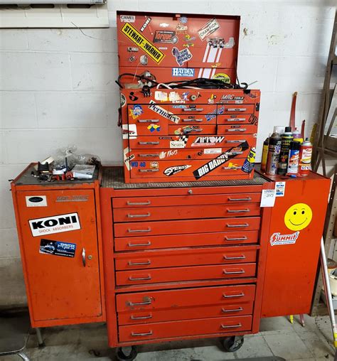 Maybe you would like to learn more about one of these? Lockable "Mac Tool" Rollable Tool Box with Side Boxes