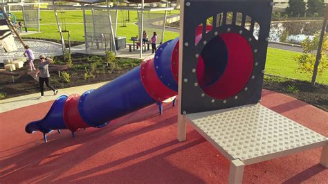 Mega Tunnel Chute And Tube Slides Playground Centre