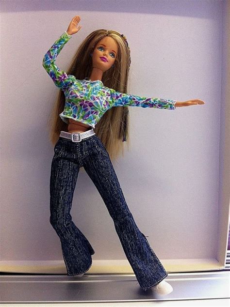 Tie Dye Barbie Mattel 20504 1998 New Flexi Waist Realistic Barbie Flexi Mattel