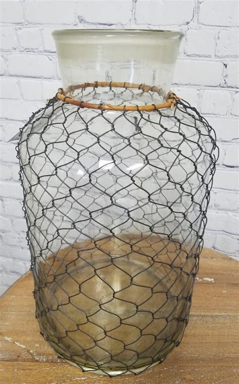 Farmhouse Style Chicken Wire Vase Cahoots