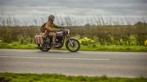 Pero volvamos a nuestra protagonista. Royal Enfield Classic 500 Pegasus HD wallpapers | IAMABIKER