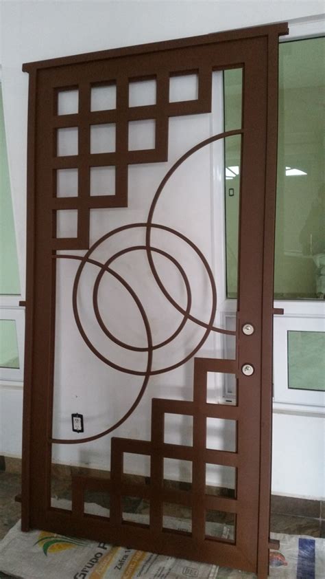 Instalación para protección de ventanas modernas. Puertas Ventanas Protecciones Zaguanes Herrería Gral ...