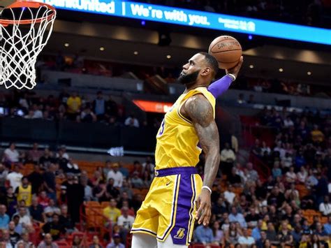 Lebron James Scores 51 Points To Lead Los Angeles Lakers Past Miami