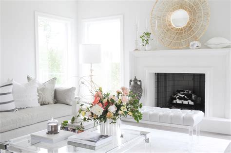 We Love Bright And Airy Living Rooms Full Of Layers And Light Design