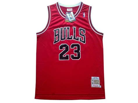 23 jersey went missing before a game in orlando. #23 MICHAEL JORDAN Chicago Bulls jersey Red Swingman | eBay