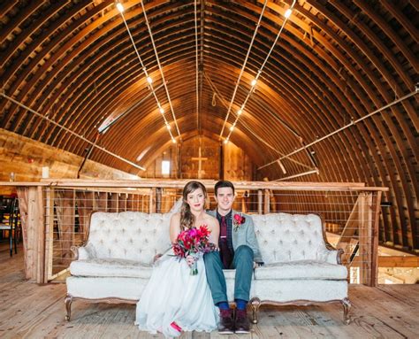 Overall, they have an average rating of 4.9 out of 5. Barn Wedding Venue in Minnesota | Historic John P. Furber Farm
