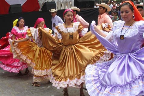 El Salvador Traditions Photos