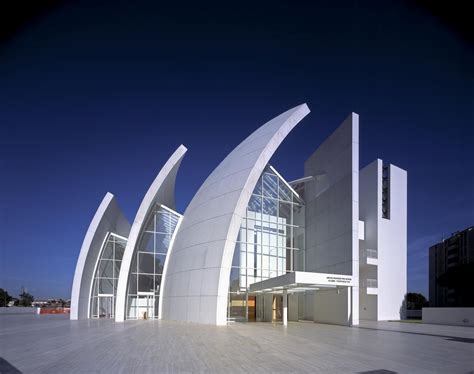 iconic modern architecture jubilee church in rome by richard meier and partners