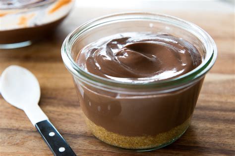 Berbicara tentang manfaat jus markisa tidaklah lepas karena kandungan yang telah ada di dalamnya. Cara Membuat Puding Coklat Istimewa Yang Lezat