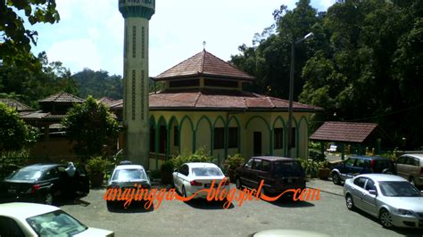 Whether you want to experience the city like a tourist or follow the locals, check out this great resource for your trip. Bukit Fraser - Pahang - anajingga