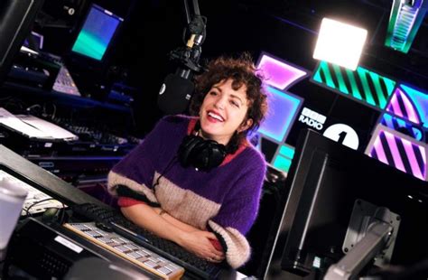annie mac says goodbye to bbc radio 1 with final heartfelt sign off [watch] your edm
