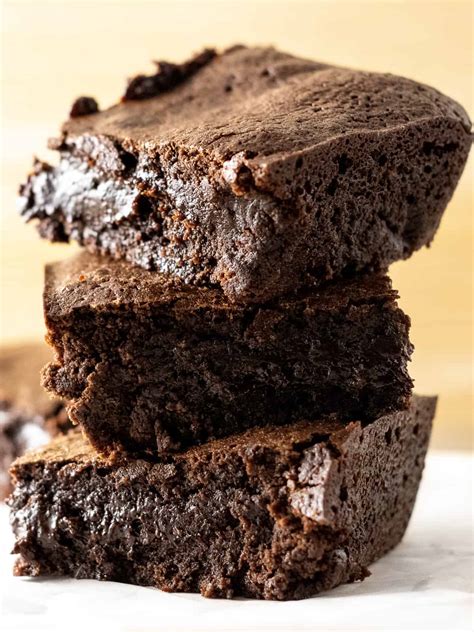 Easy Fudgy Brownies From Scratch • Zona Cooks