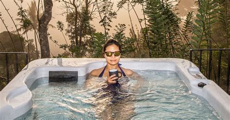 Hot Tub Benefits 7 Health Benefits Of Soaking In A Hot Tub