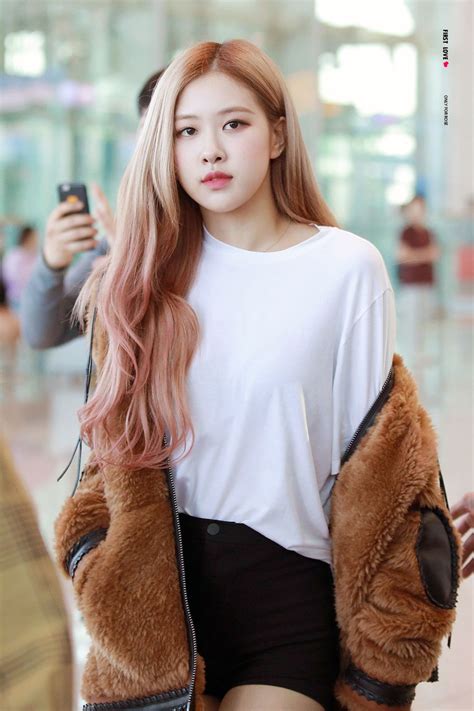 Wallpaper Rose Blackpink Fashion Fashion Outfits Foto Rose Chica