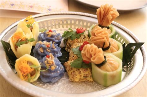 Bursting with flavor and a kick of spice. UPDATED 2020 Best Toronto Thai Restaurants ...