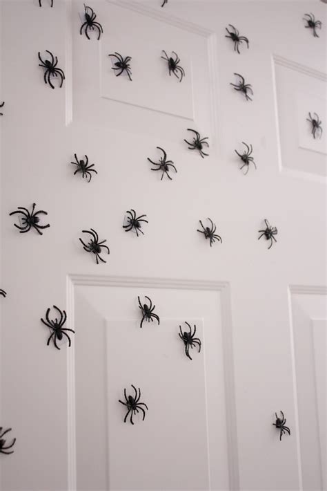 20 Spiders Halloween Decorations Ideas Decoration Love