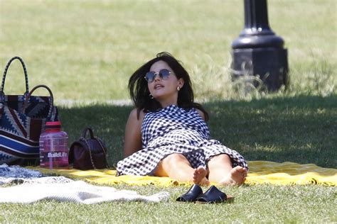 Jenna Coleman Enjoying A Picnic With A Female Friend In A London Park 10 Gotceleb